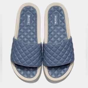 *never worn* APL Men’s Lusso Quilted Slides in Slate/Pristine